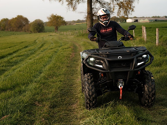 Can-Am Outlander Pro HD 7 ABS Plog på köpet!  *Lagermaskin* 10 of 15
