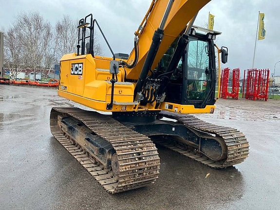 JCB 220X LC 4 of 5