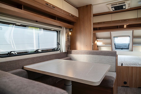 Hobby 545 kmf De Luxe, Alde, AC 25 of 30