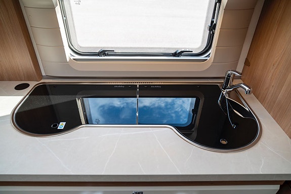 Hobby 545 kmf De Luxe, Alde, AC 15 of 30
