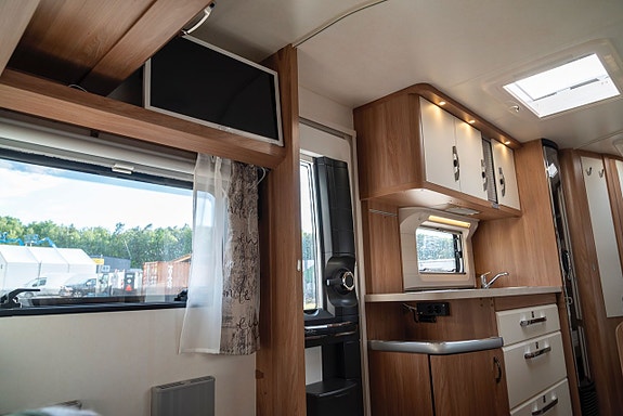 Hobby 545 kmf De Luxe, Alde, AC 11 of 30