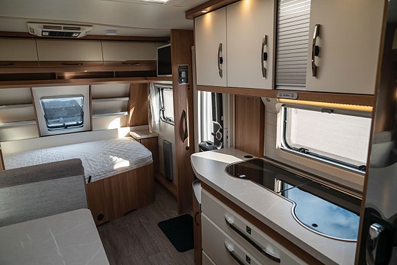 Hobby 545 kmf De Luxe, Alde, AC 19 of 30