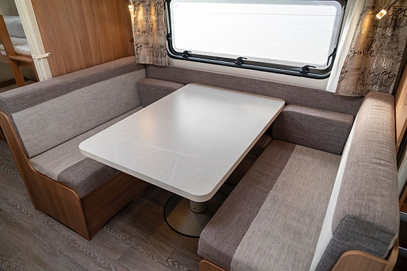 Hobby 545 kmf De Luxe, Alde, AC 14 of 30