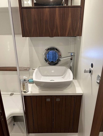 Grandezza 34 OC / Volvo Penta 380HK / 2020 5 of 5