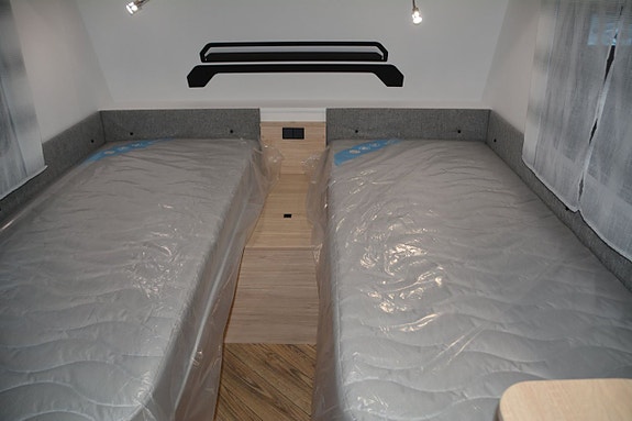 Caravelair Sport Line  492 2 of 25