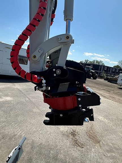 Takeuchi TB225 minigrävare 8 of 8