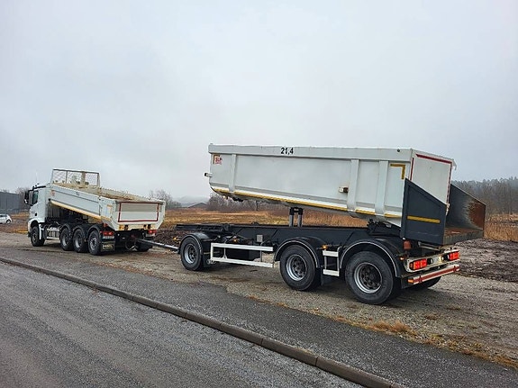 Mercedes-Benz Arocs 8x4 SLP Tipp Kassett ekipage 2 of 5
