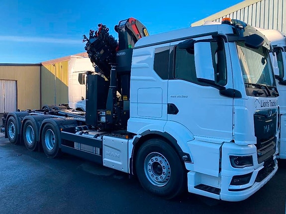 MAN TGS 35.520 8x4-4 BL CH Kran lastväxlare