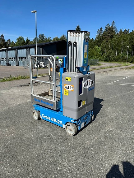 Pelarlift Genie GR20 2 of 5