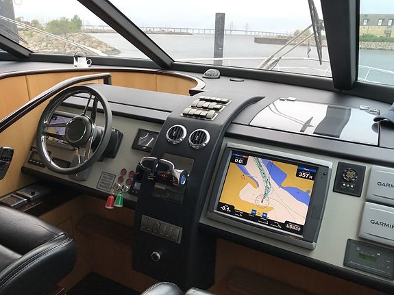 Fairline Squadron 78 11 of 12
