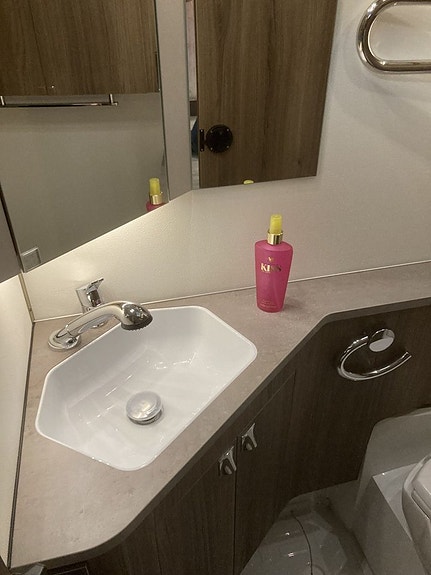 Kabe Imperial 600 CXL KS 16 of 16