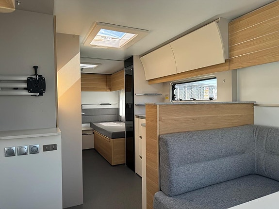 Adria ADORA 613 UL Långbäddar 4 of 13
