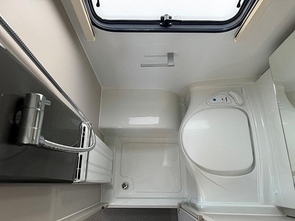 Adria ADORA 613 UL Långbäddar 12 of 13