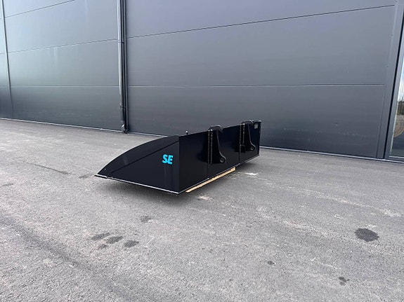 Ny Planerskopa med L30 Fäste  13900:-  Billig Frakt