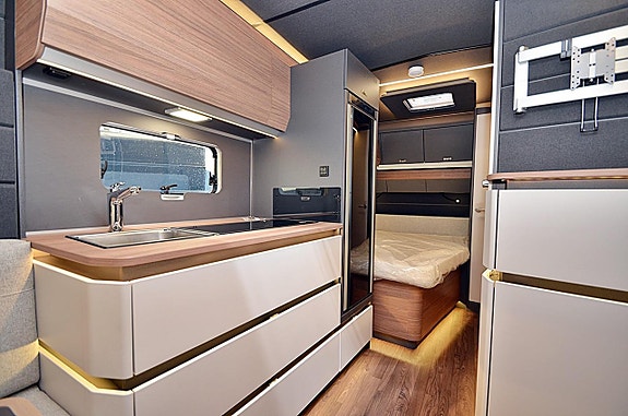 Knaus 500 FU AZUR, Dubbelbädd 10 of 27
