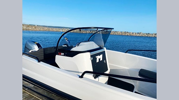 Micore 51 CC R-Design med Yamaha F70BET2L 3 of 5
