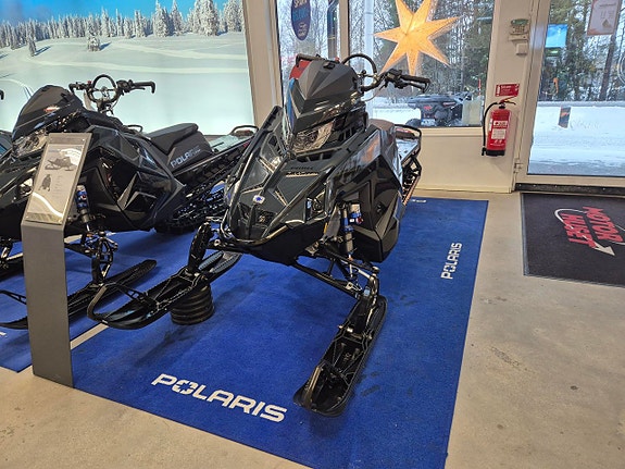 Polaris 9R RMK Khaos 146 -26 2 of 6