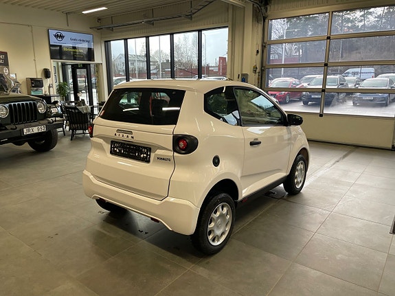 Aixam Minauto 2 års garanti / Bluetooth / Nr.1 på mopedbilar 4 of 9