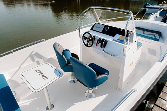 Cremo 680 CC Mercury F200EFI V6 5 of 7