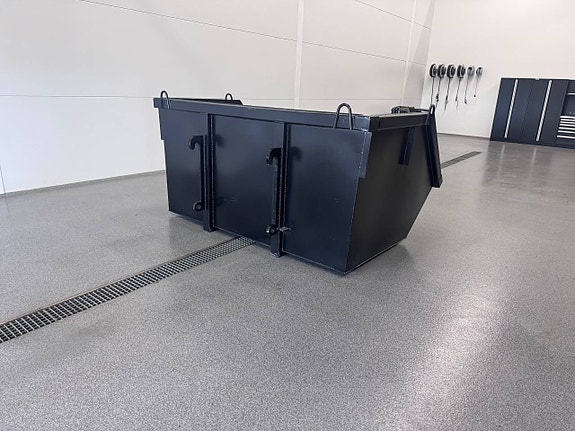 Container 5 och 3 Kubik   Pris 13.900:-