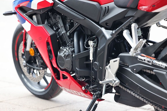 Honda CBR650R E-Clutch GP-Röd | RÄNTEFRITT 12 of 20