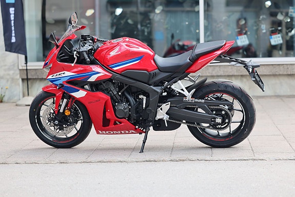 Honda CBR650R E-Clutch GP-Röd | RÄNTEFRITT 18 of 20