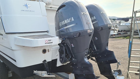 Jeanneau Merry Fisher 855 Marlin OFFSH-15, 2 x Yamaha F150 D 3 of 6