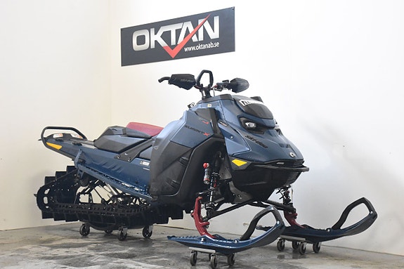 Ski-Doo Summit EXPERT 850 Turbo Kampanj spara 10 000 kr!