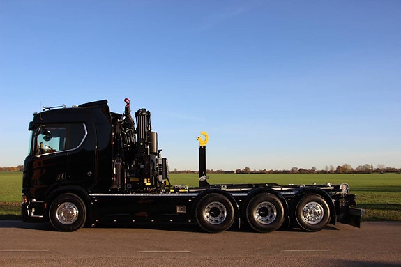 Scania R590 B8X4*4NB Jibb Kran Lastväxlare För Omgående Lev