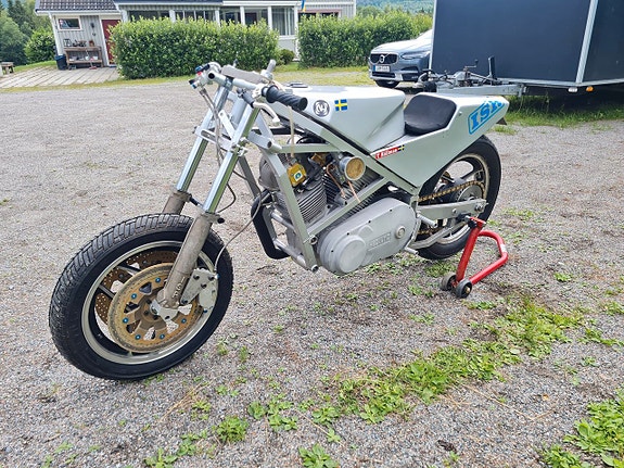 Hedlund ISR / Hedlund 1000cc V-Twin 8 of 22