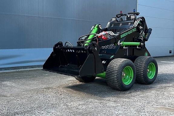 Skid Steer SK650W - Minilastare - Elektrisk 18 of 18