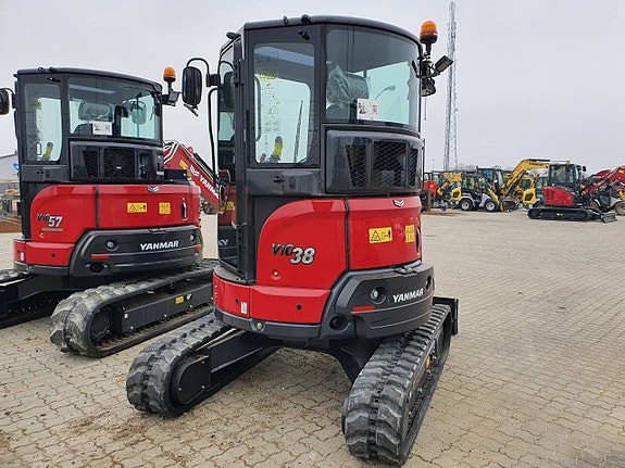 Yanmar ViO38 4tons grävmaskin 7 of 10