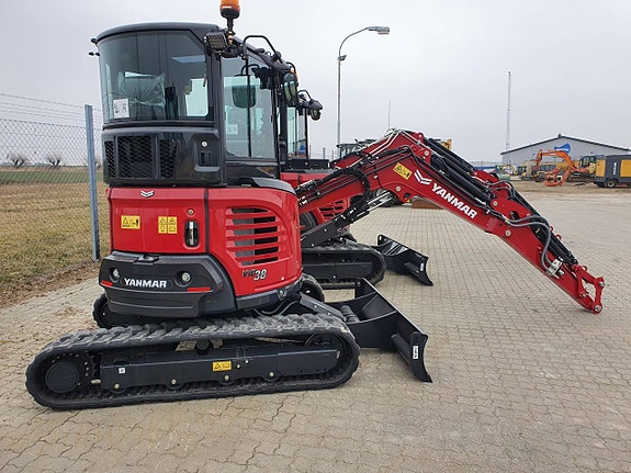 Yanmar ViO38 4tons grävmaskin 5 of 10