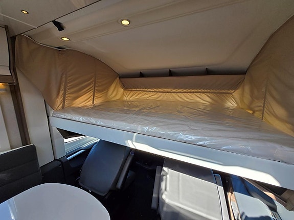 Kabe Imperial Travel Master Intergrated 790 LQB Queenbed 24 of 25