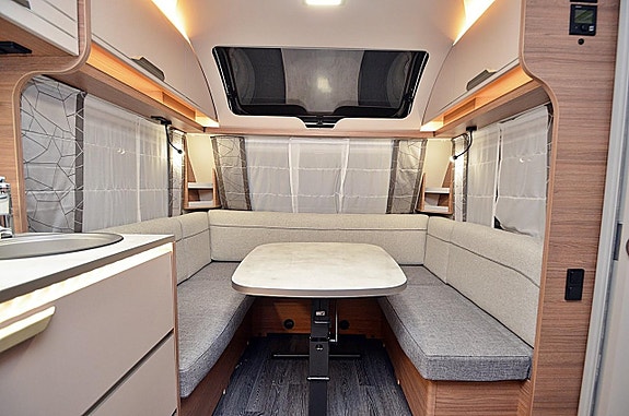 Knaus 500 UF Sport, Dubbelbädd 20 of 22