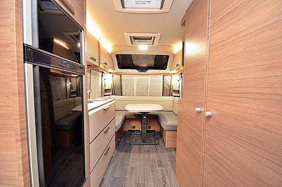 Knaus 500 UF Sport, Dubbelbädd 17 of 22