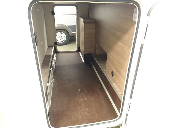 Knaus Live Wave 700 MX " Queensbed " taksäng " elpatron " 15 of 19