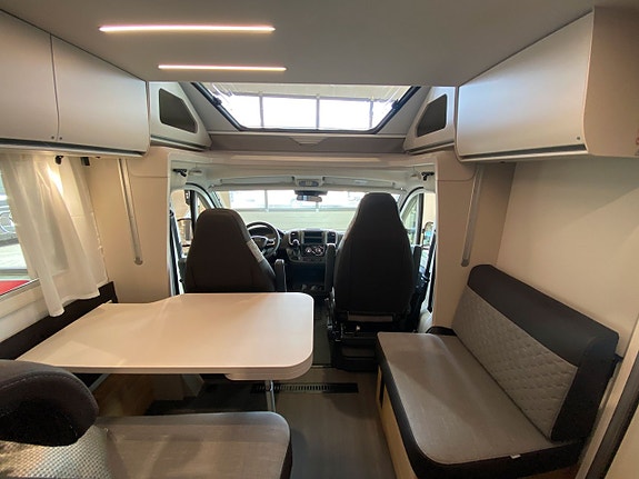 Adria Matrix Axess 670 SL / SUPERKAMPANJ / Taksäng / B-kort / Automat 140hk 15 of 25