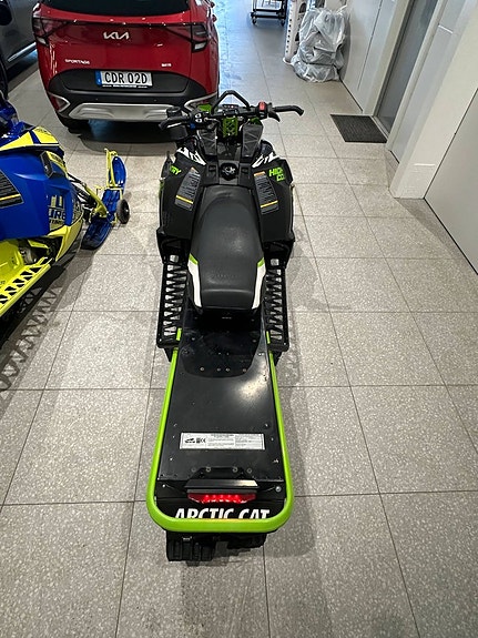 Arctic Cat XF 9000 Turbo 3 of 5