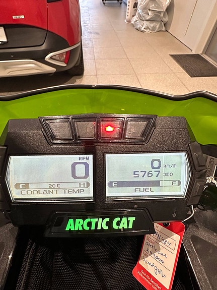 Arctic Cat XF 9000 Turbo 2 of 5