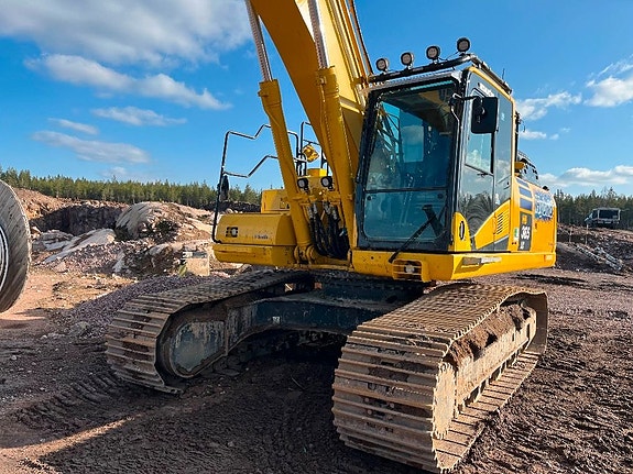 Komatsu HB 365LC-3E0 5 of 14