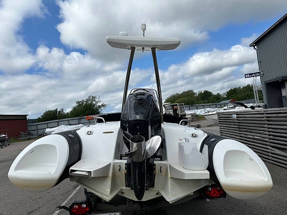 Grand 650 Golden Line, Evinrude 150 HO -15 5 of 7
