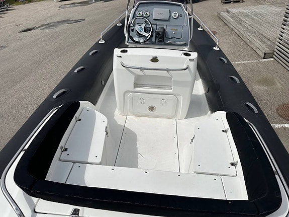 Grand 650 Golden Line, Evinrude 150 HO -15 4 of 7
