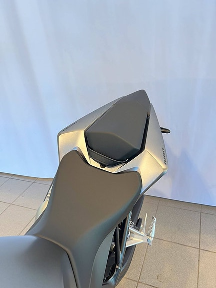 Honda CB1000 Hornet #Finns för omgående leverans ; Prissänkt# 9 of 9