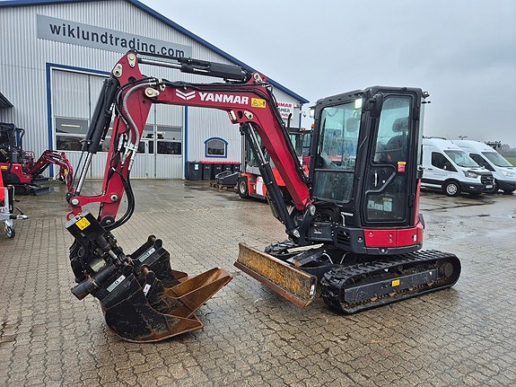 Begagnad Yanmar ViO33-6 / 3,5t minigrävare / rototilt