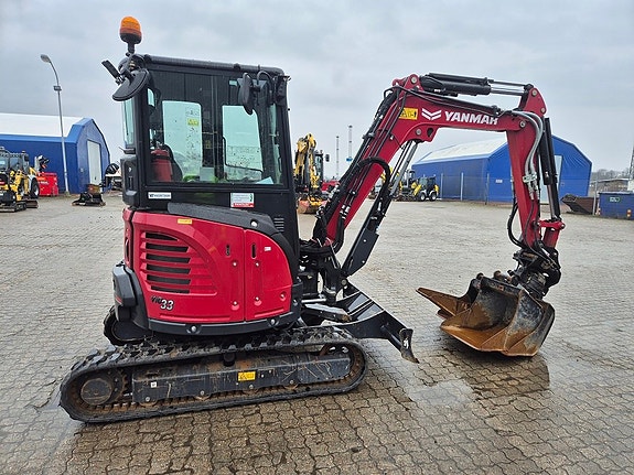 Begagnad Yanmar ViO33-6 / 3,5t minigrävare / rototilt 6 of 8
