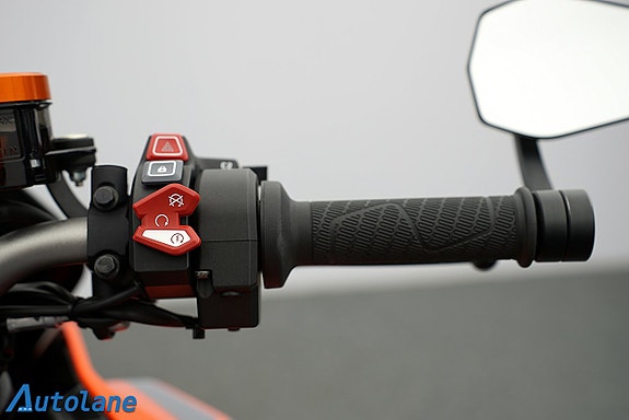 KTM 1290 Superduke GT *Tech Pack, Quickshift+, Farthållare 23 of 27
