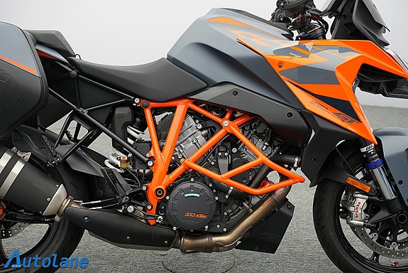 KTM 1290 Superduke GT *Tech Pack, Quickshift+, Farthållare 11 of 27