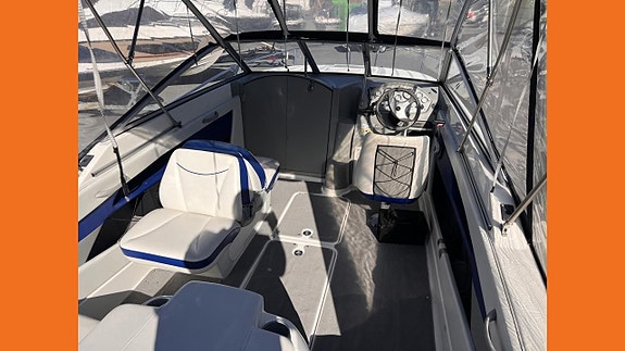 Bayliner 192 Discovery 2 of 5