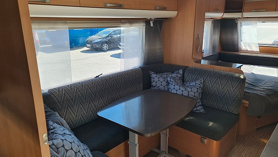 Adria Adora 563 TK *Barnkammare *Alde *Fransk bädd 11 of 23